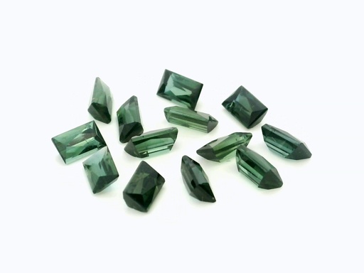 [TUGBER0503A] Green Tourmaline 5x3mm Baguette Radiant