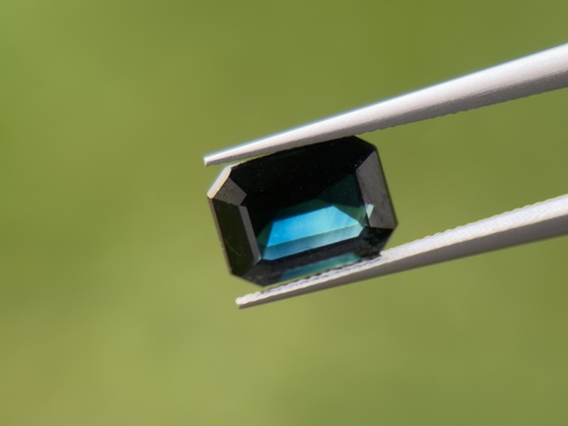 [SAX3599] Australian Sapphire 9x6.8mm Emerald Cut Dark Blue
