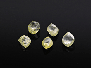 [DIAS3041] Diamond Crystals 2.5-3mm +/- set of 5