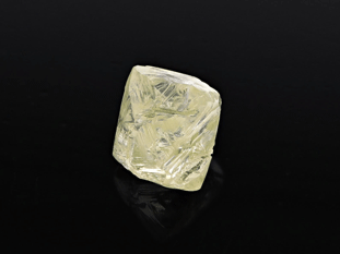 [DIAX3305] Diamond Crystal 2.5-3.25mm +/-